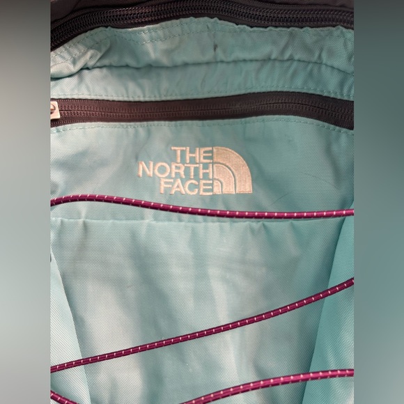 The North Face Borealis School College Travel Hike Aqua Green Large Backpack - Picture 13 of 14